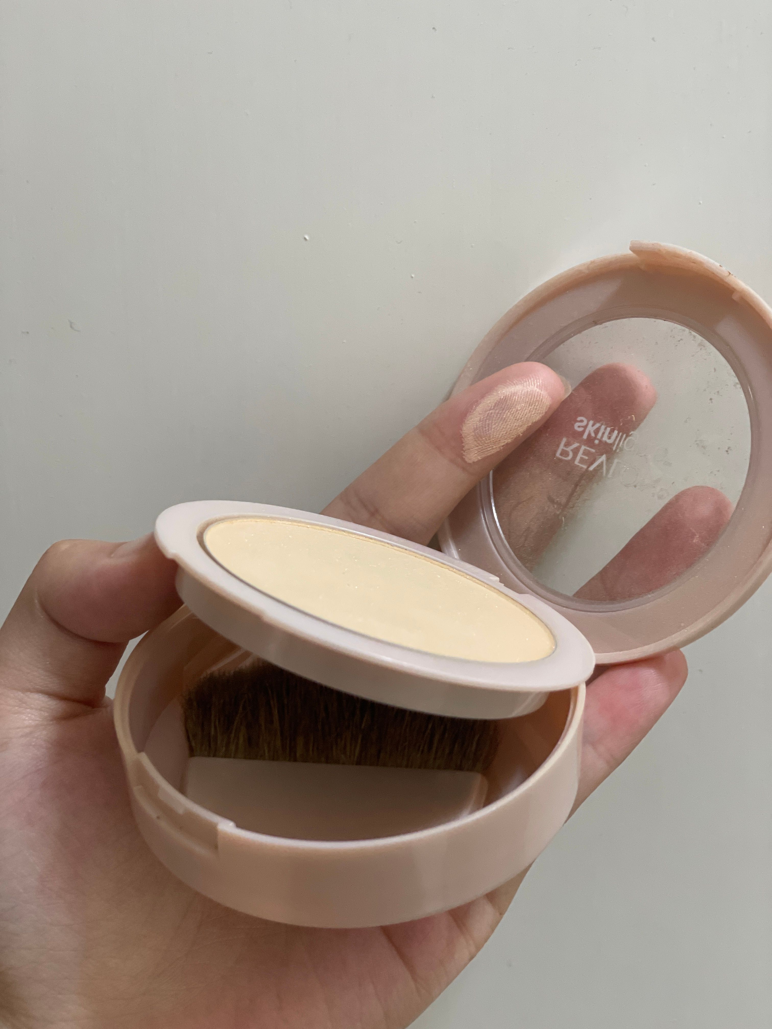 Revlon 持久礦物亮肌粉餅 真實評價/實測照片 bykai*************com 1