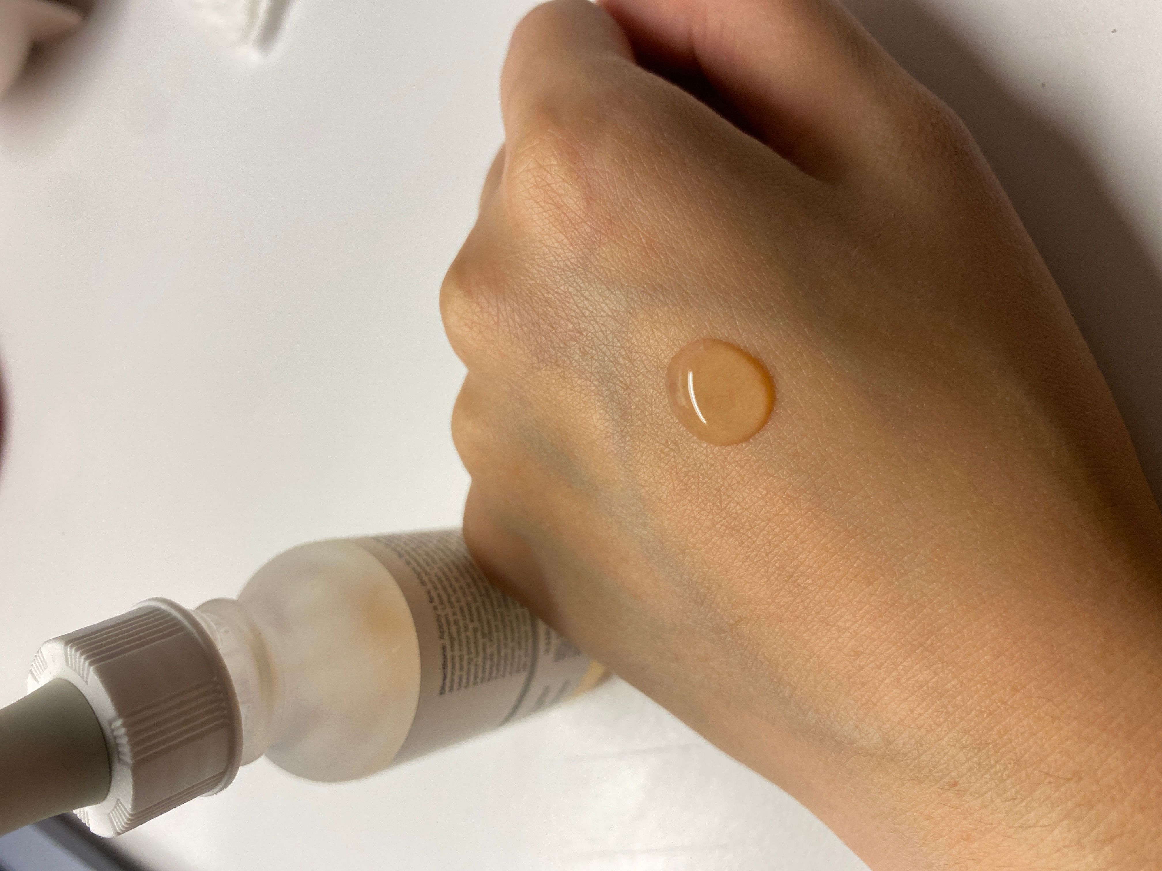 The Ordinary 2% 熊果苷透明質酸面部精華 真實評價/實測照片 byn*t 1