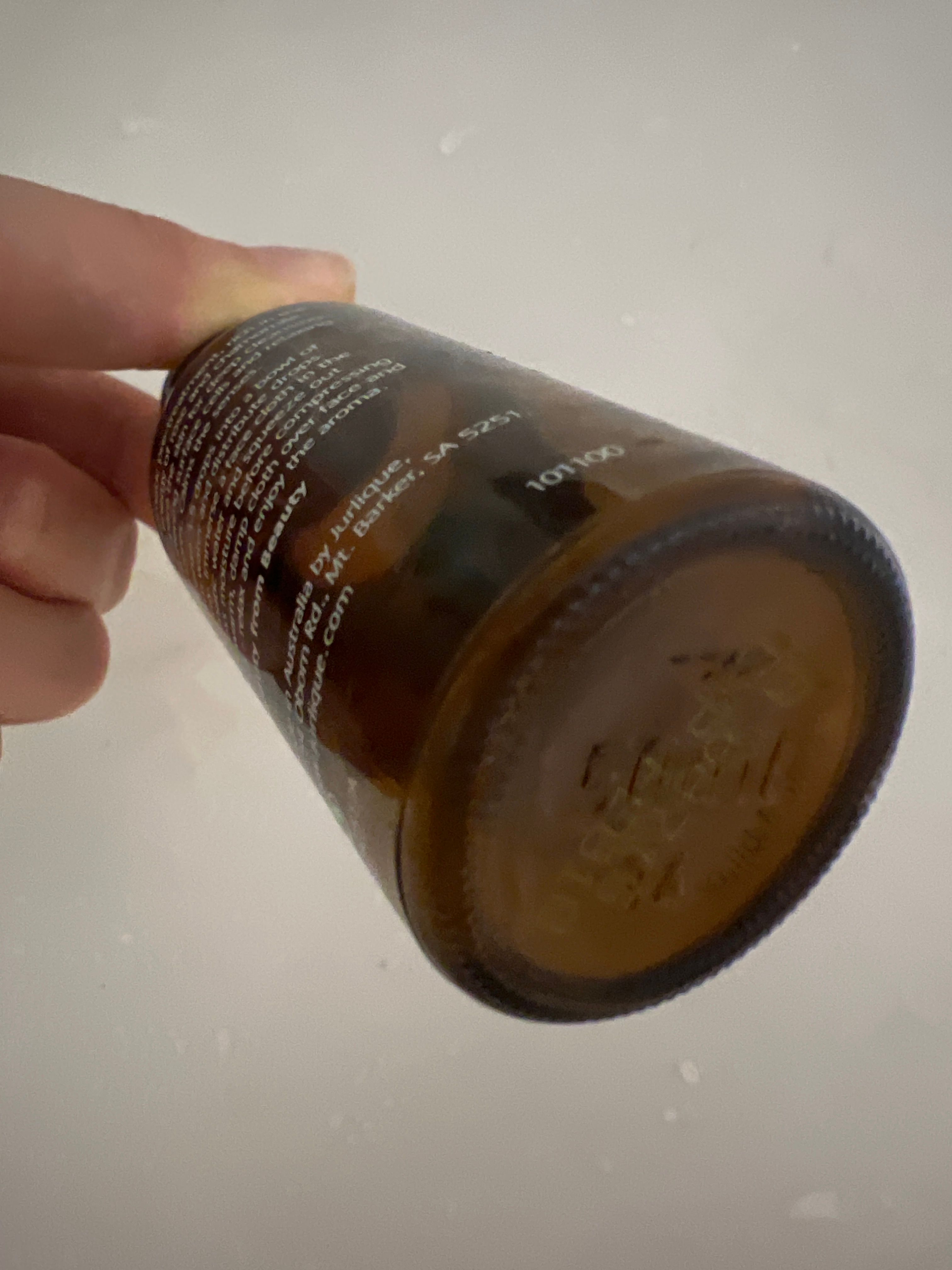 Jurlique 洋甘菊/玫瑰保濕香薰精華 真實評價/用後感 byIn**ni 2 Jurlique 洋甘菊/玫瑰保濕香薰精華 真實評價/實測照片 byIn**ni 2