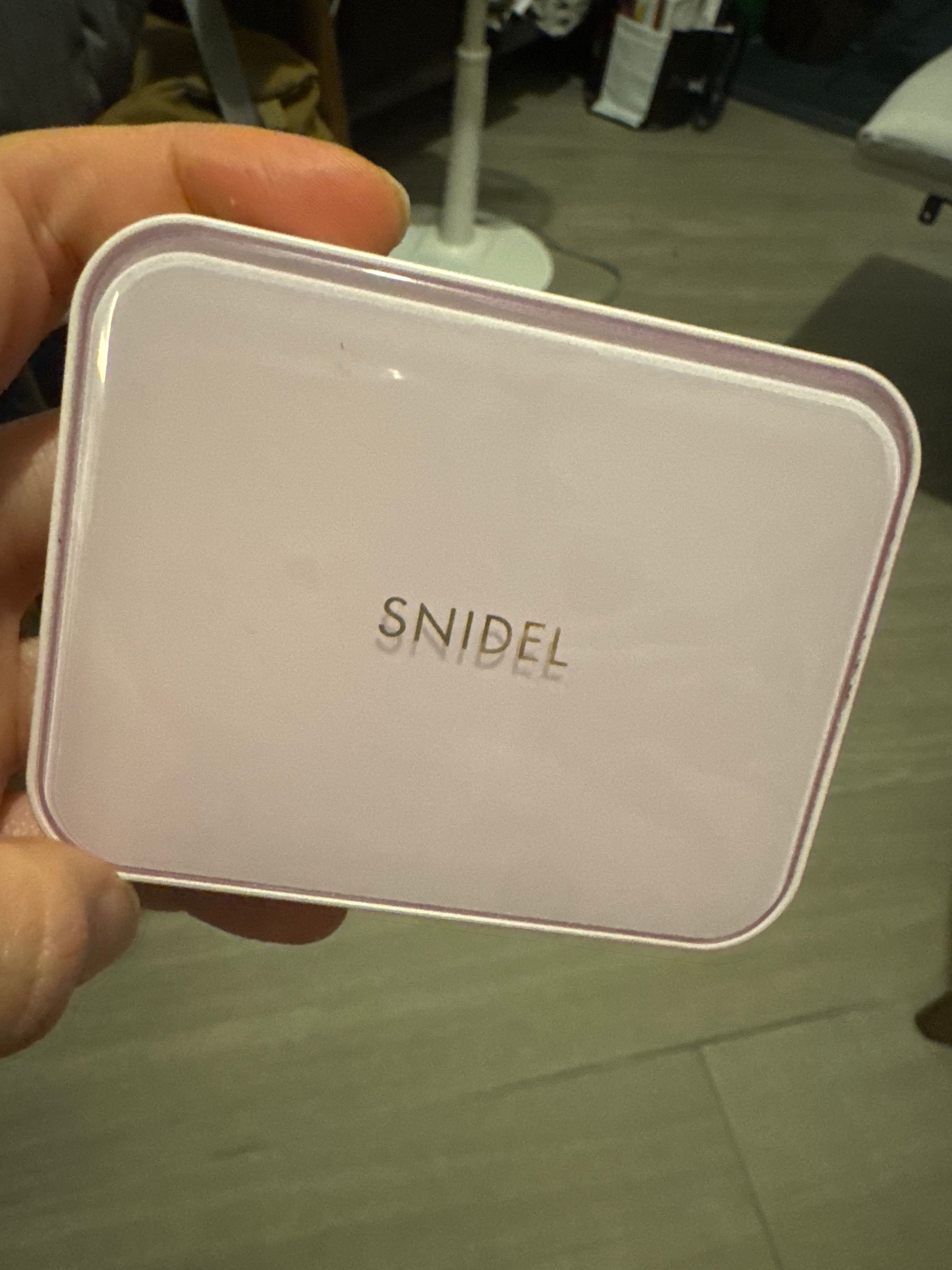 Snidel Snidel Beauty 眼影盤 真實評價/用後感 bysan*********************.hk 1 Snidel Snidel Beauty 眼影盤 真實評價/實測照片 bysan*********************.hk 1