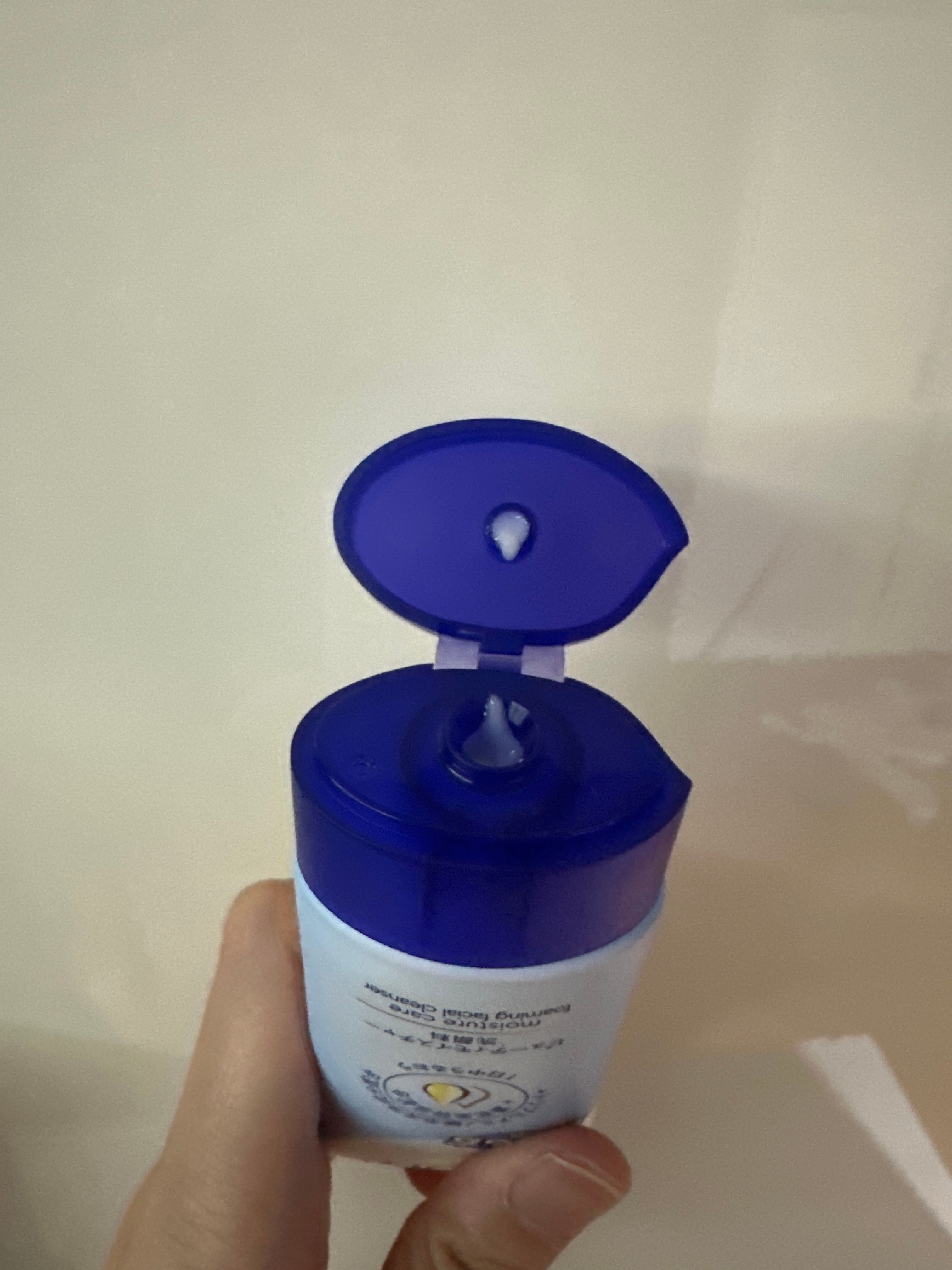 Dove 多芬 多芬潤澤水嫩洗面乳 真實評價/實測照片 bykal***************com 1
