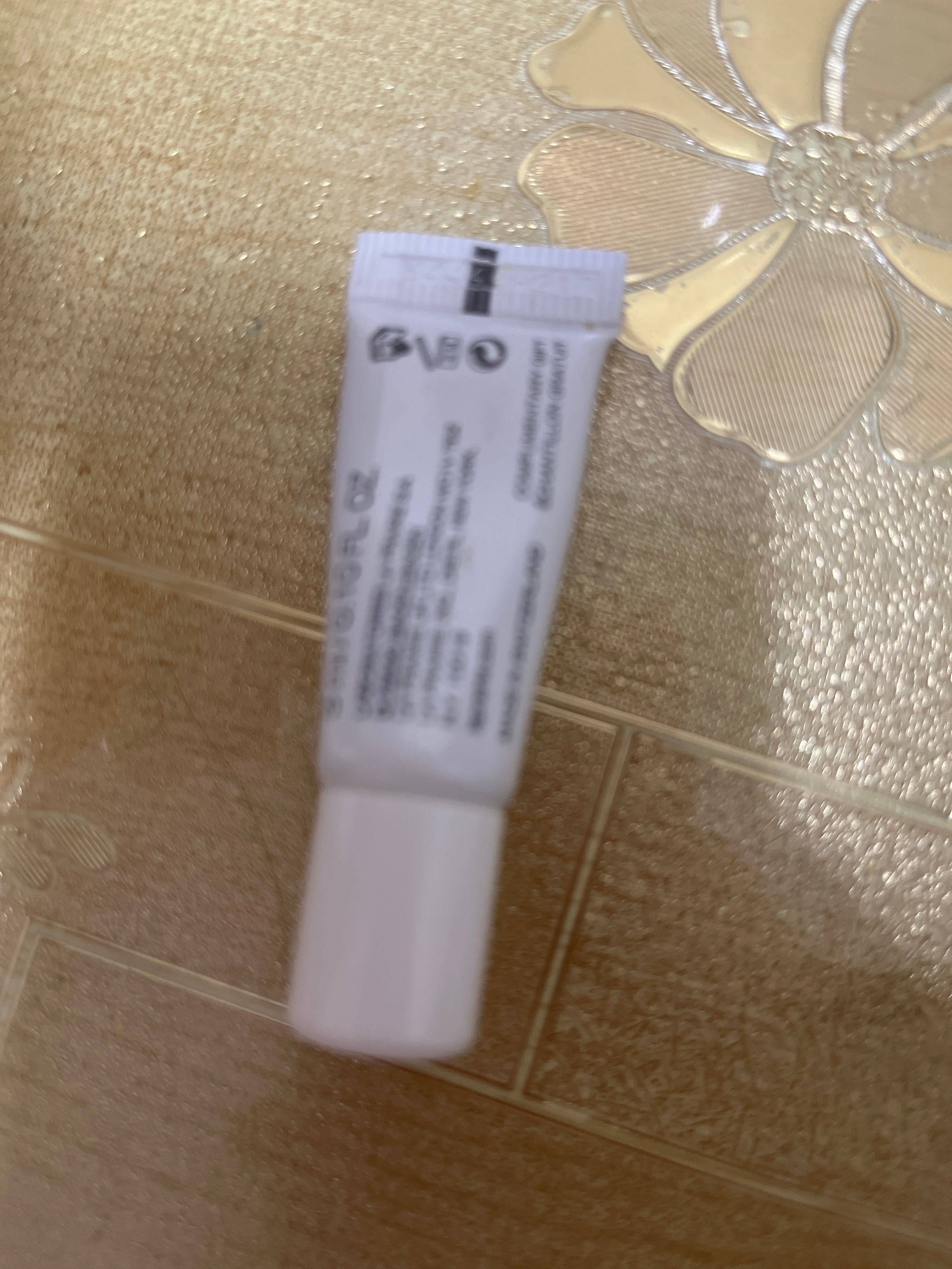 La Prairie 魚子精華瓊貴緊緻眼霜 真實評價/實測照片 byQIN****ING 1