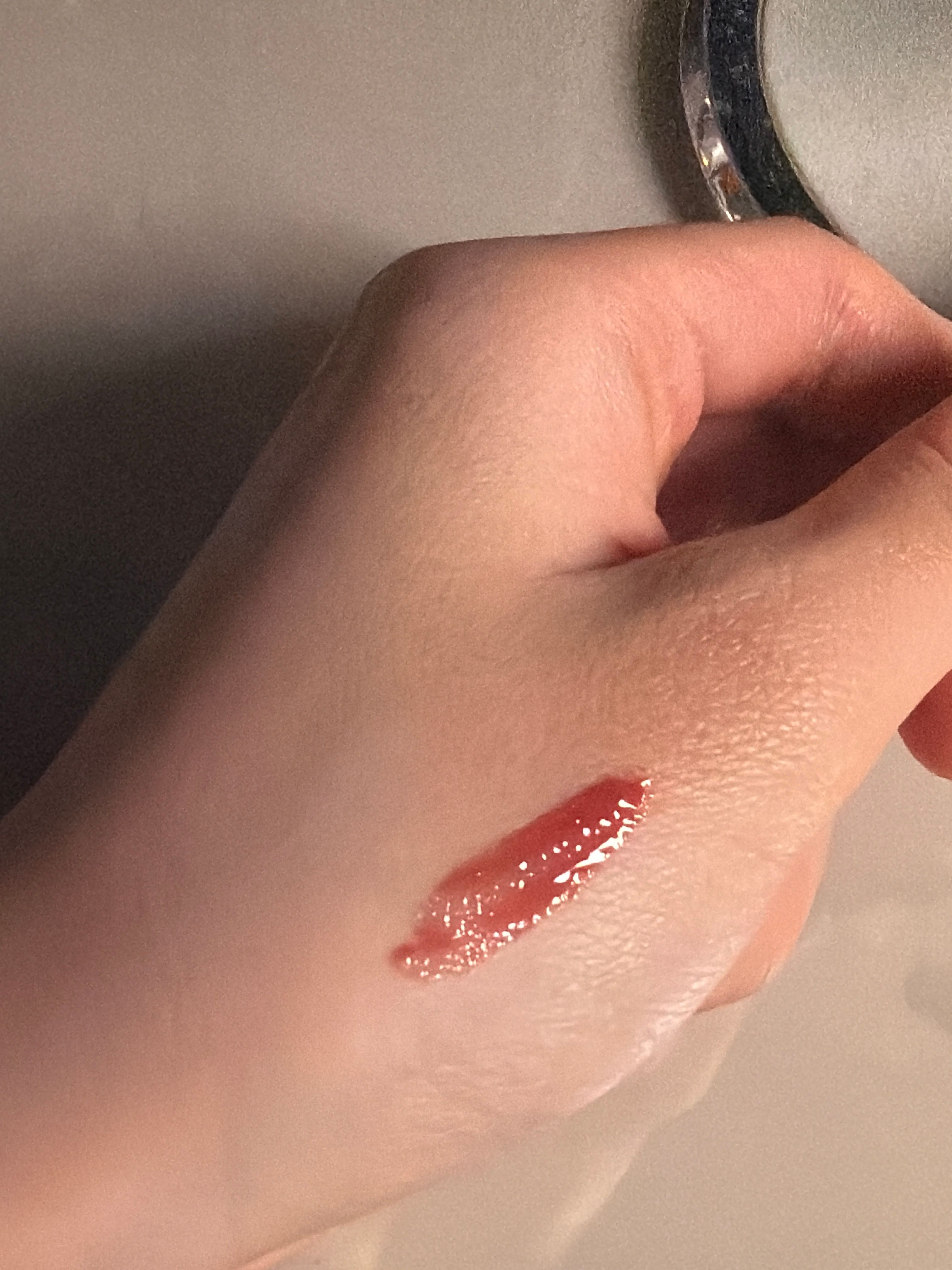 Charlotte Tilbury 極緻柔霧唇釉 真實評價/實測照片 byPig**********die 1