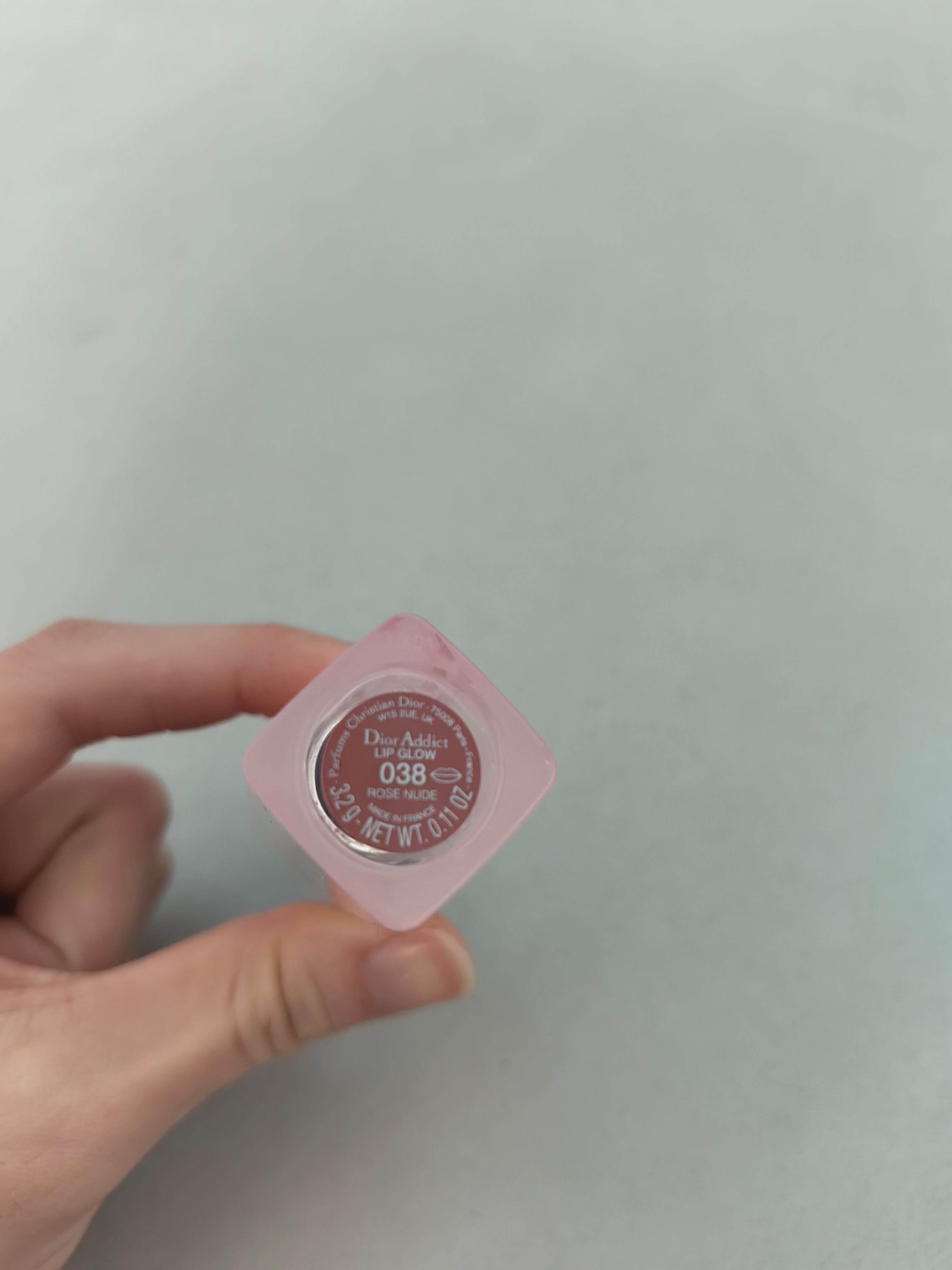 Dior 誘惑煥彩潤唇膏 真實評價/用後感 byOli****ung 1 Dior 誘惑煥彩潤唇膏 真實評價/實測照片 byOli****ung 1