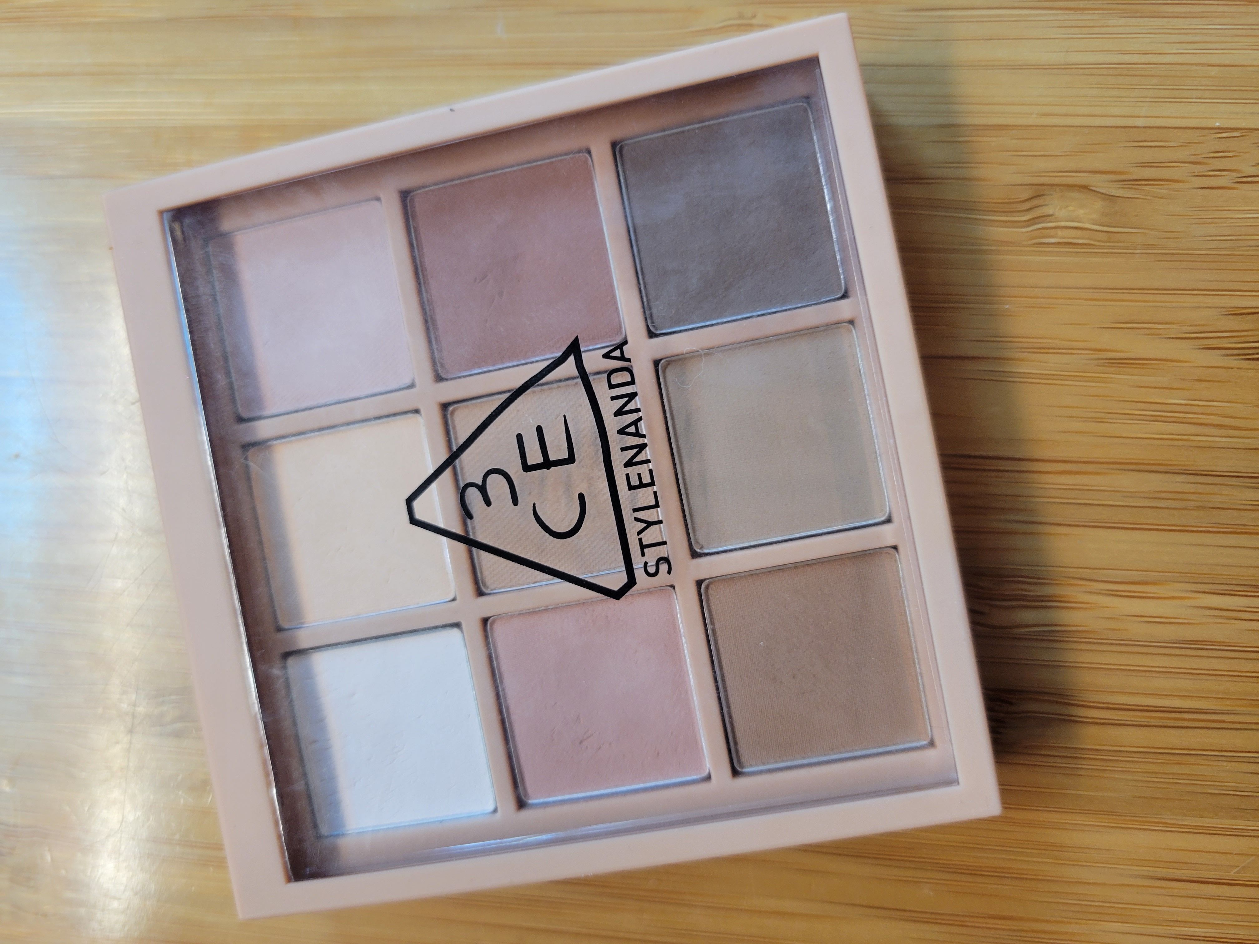 3CE 最強9色閃粉眼影 真實評價/實測照片 byche******************com 1