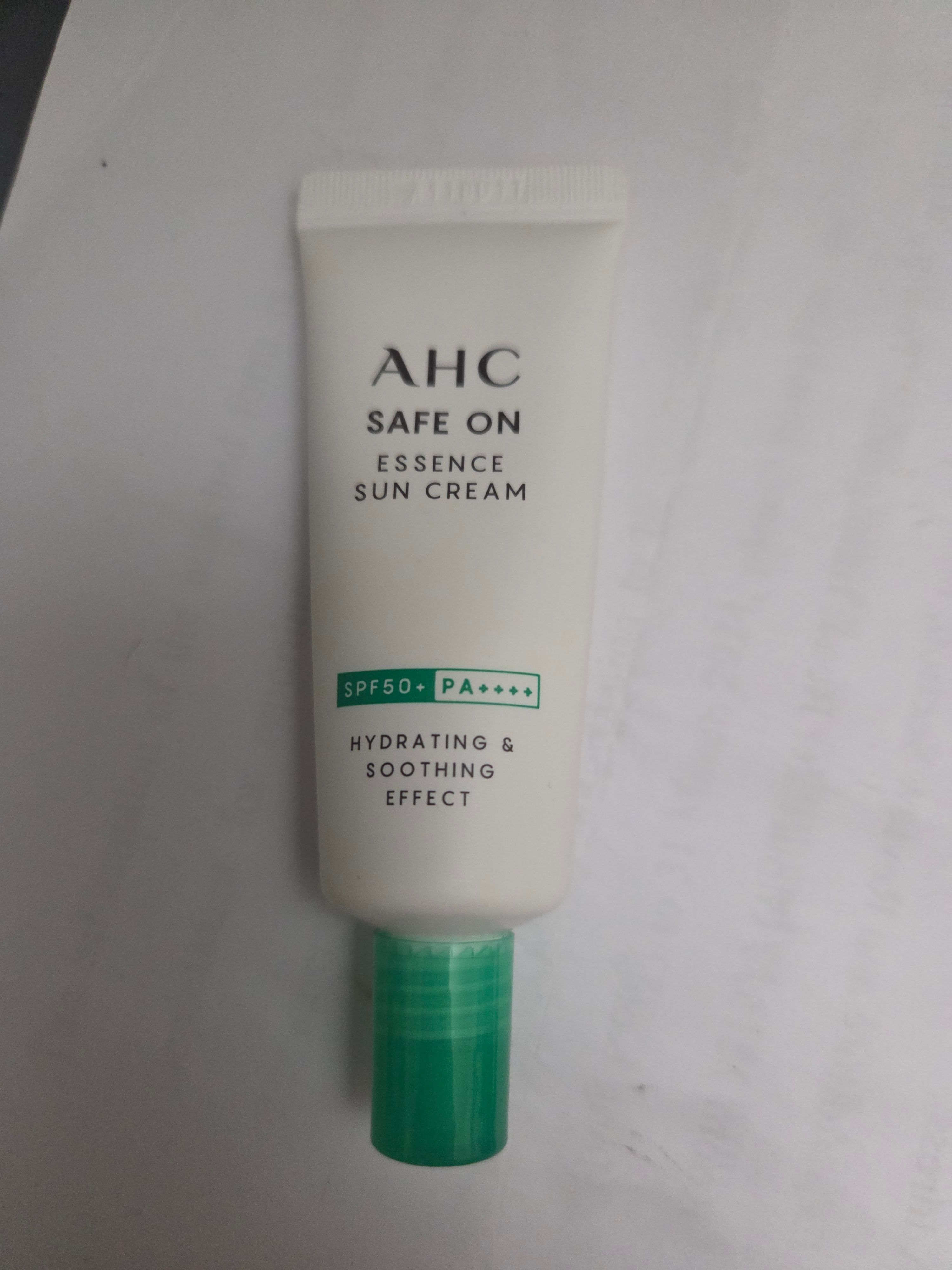 AHC 積雪草純物理全護防曬乳 真實評價/實測照片 byky** C 2