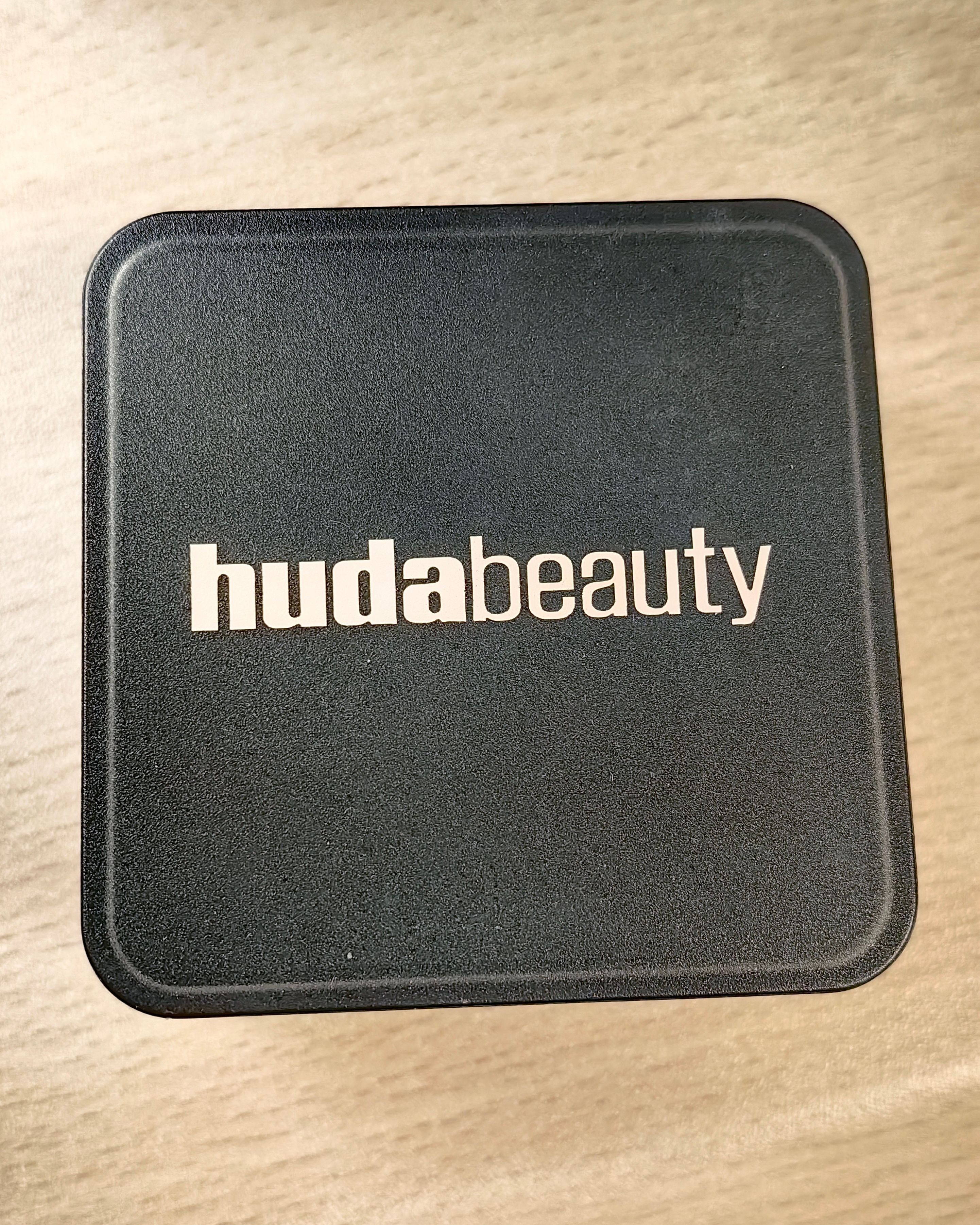 Huda Beauty Easy Bake 定妝粉 真實評價/實測照片 byOli****ung 1