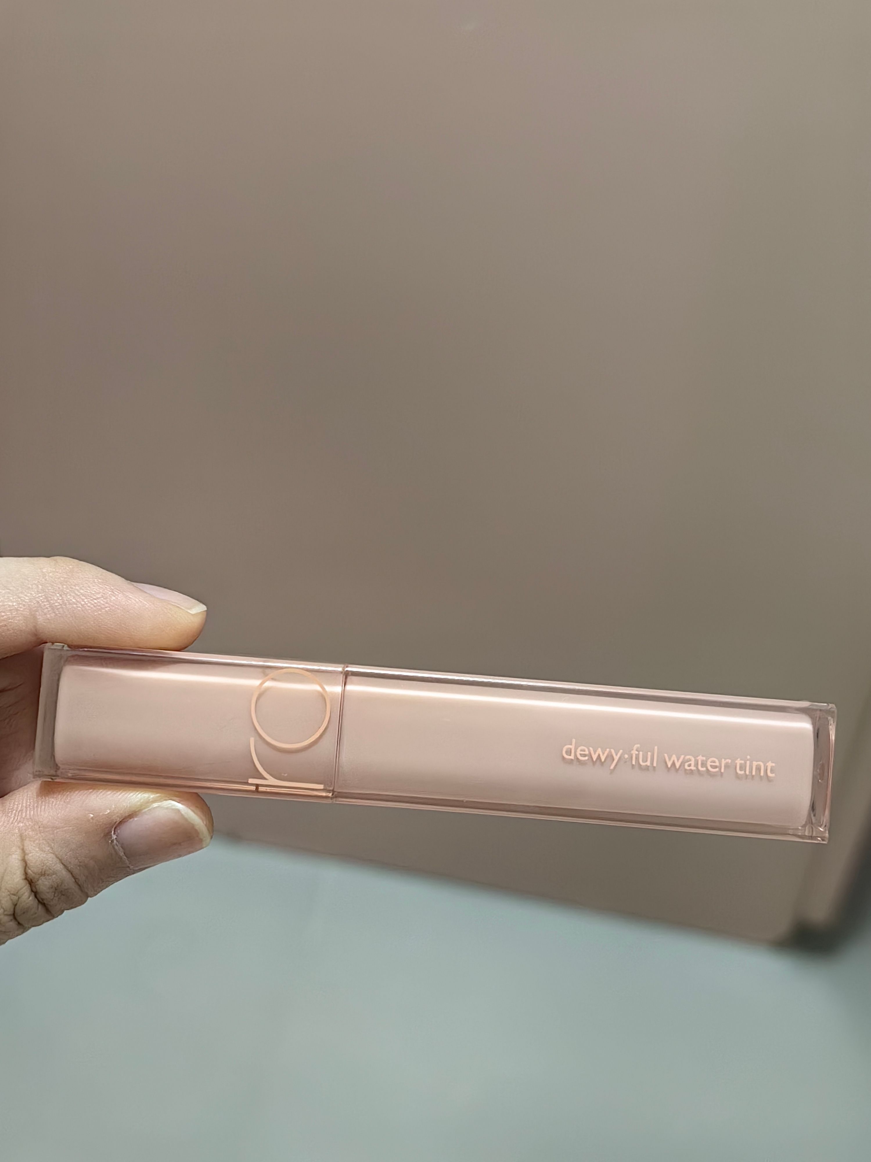 Romand 露水光唇釉 真實評價/實測照片 byOli****ung 2